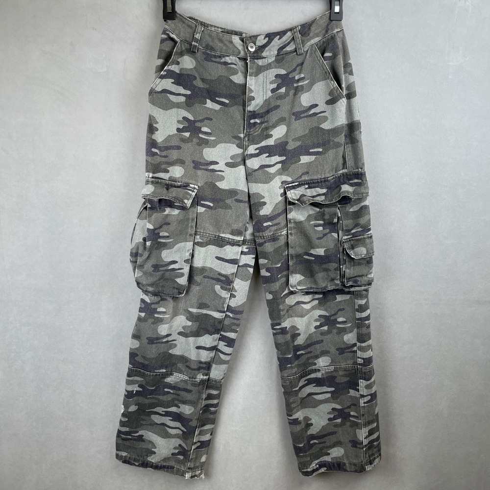 Forever 21 Camouflage Cargo Pants Sz S Distressed Green Streetwear Military Y2K